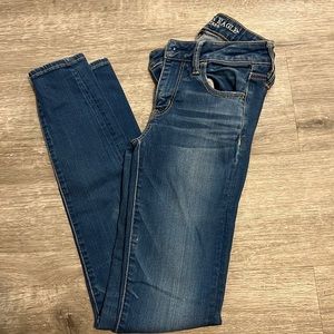 American Eagle Skinny Jeans